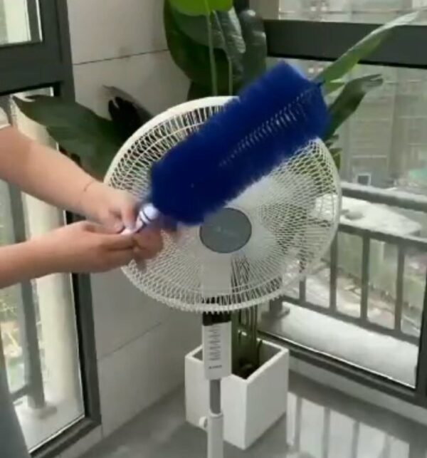 Fan duster