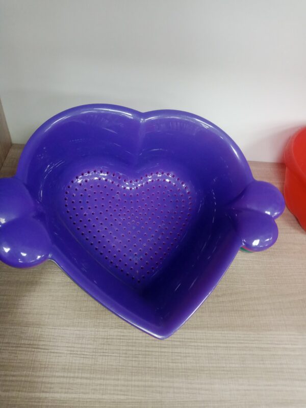 Love Plastic Sieve - Image 2