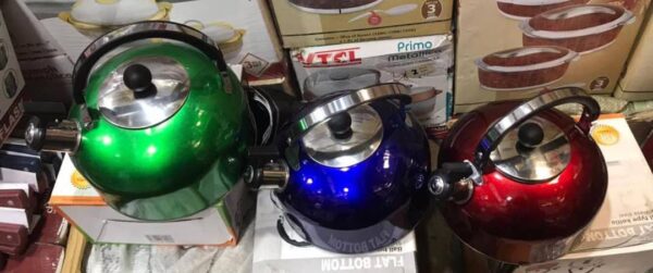 Colored Whistling kettle (3L)