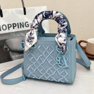 Dior stylish bag